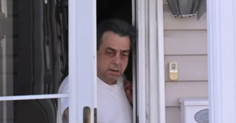 NYC: Entitled Migrants Going Door-to-Door Asking Residents for Money, Clothing, And Food